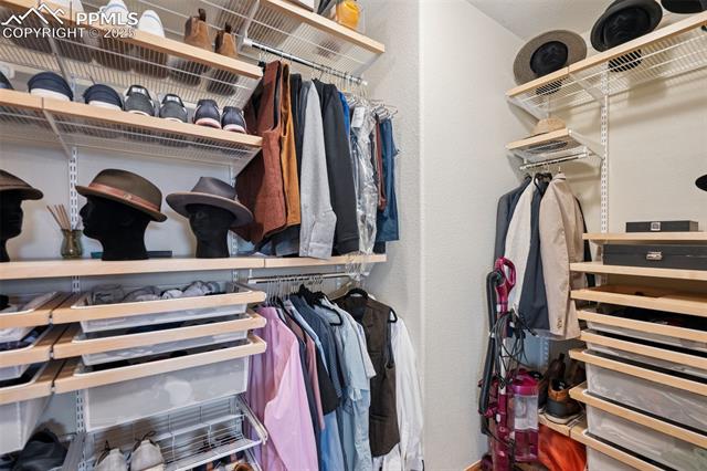 4364 Team Roper Place