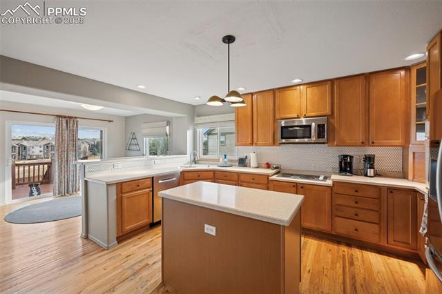 4364 Team Roper Place