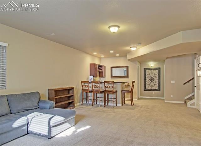 7104 Lindquist Court