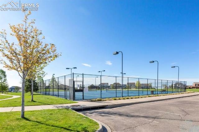 7104 Lindquist Court