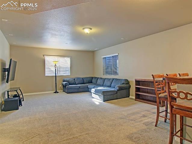7104 Lindquist Court