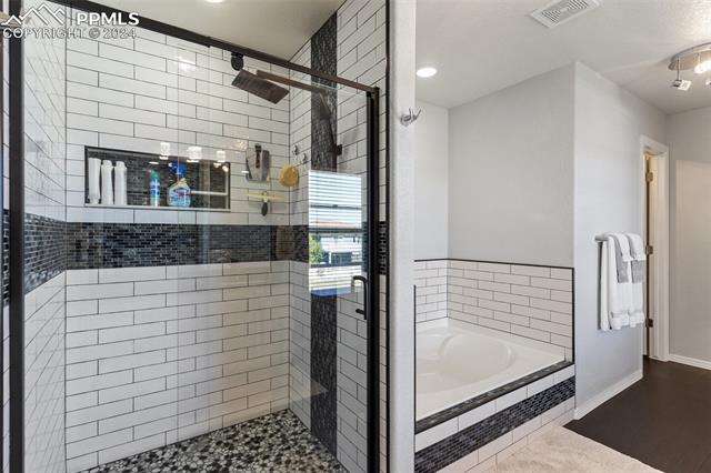 7764 Candlelight Lane