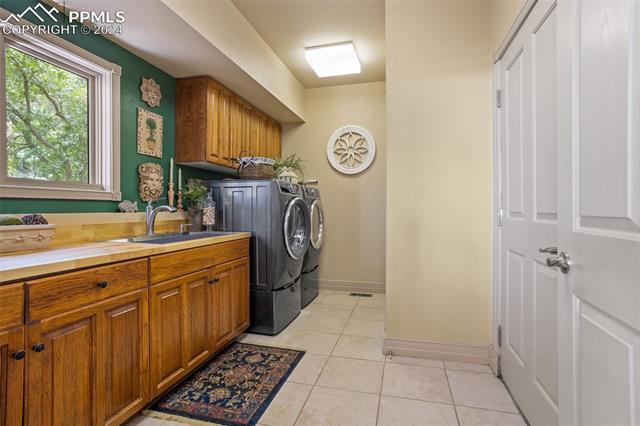 3015 BLODGETT Drive