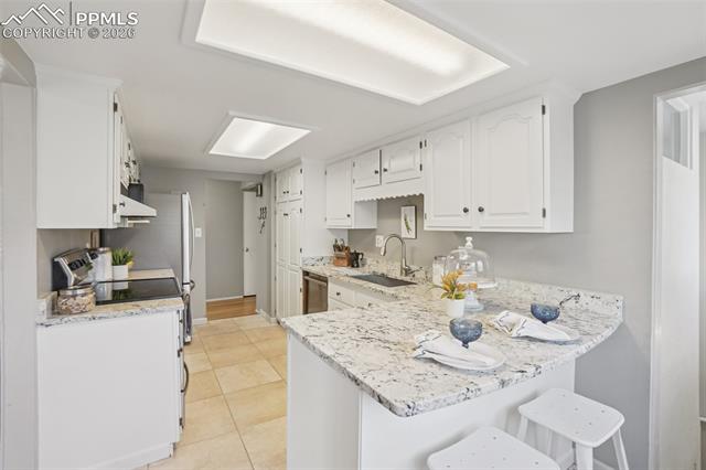 2502 E Caramillo Street