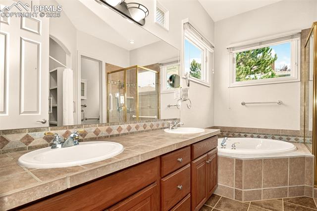 2795 Stonewall Heights