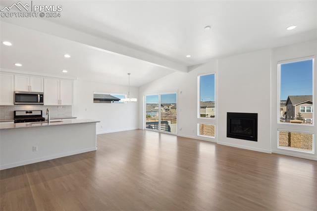 6528 Cumbre Vista Way