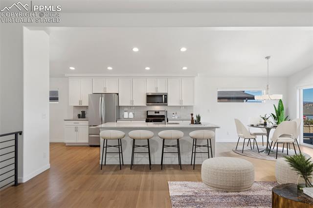 6528 Cumbre Vista Way