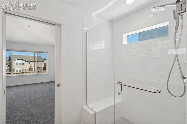 6528 Cumbre Vista Way