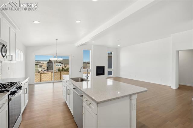 6528 Cumbre Vista Way