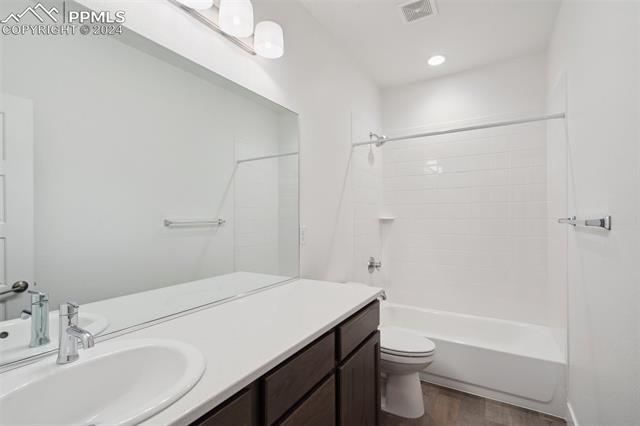 6528 Cumbre Vista Way