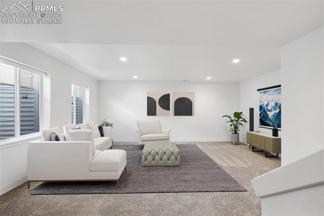 6528 Cumbre Vista Way