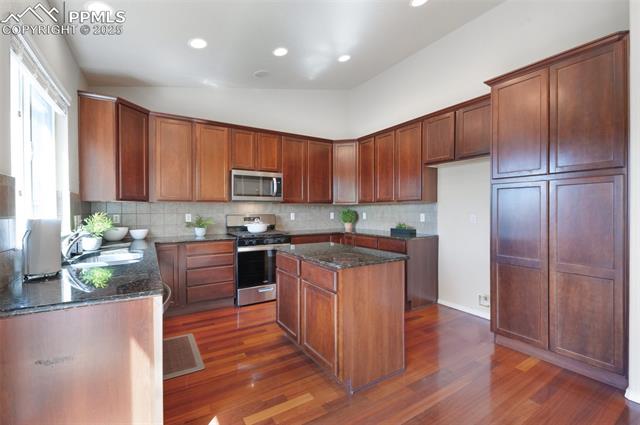 14687 Air Garden Lane