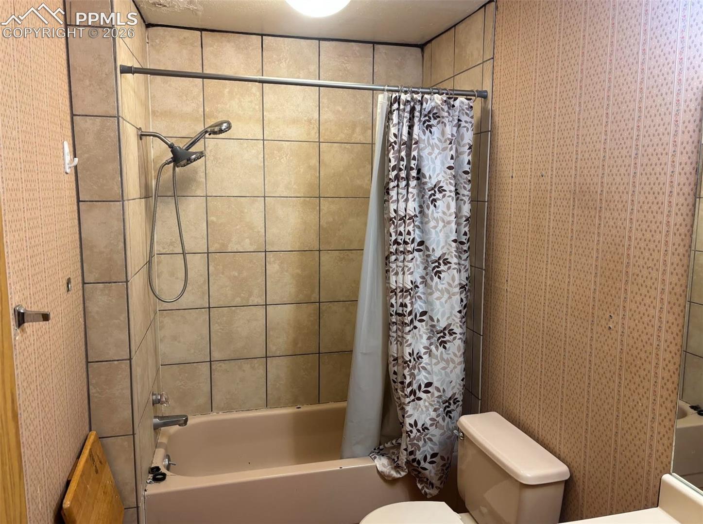3550 Summer Breeze Drive