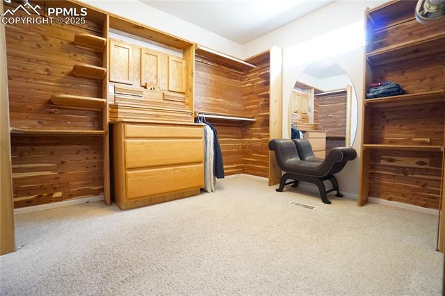 461 E Fredonia Drive