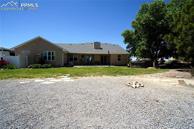 461 E Fredonia Drive