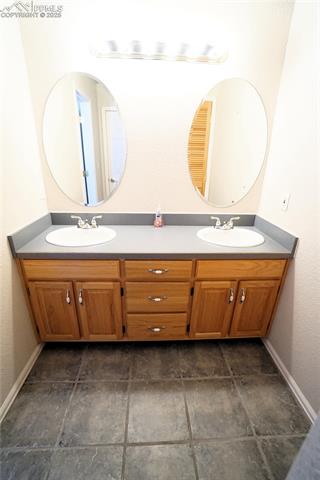 461 E Fredonia Drive