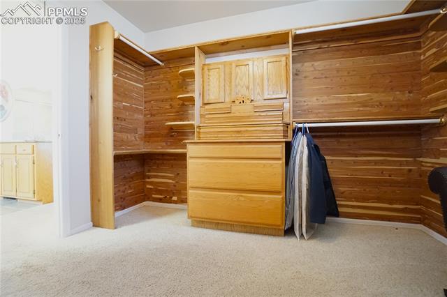 461 E Fredonia Drive