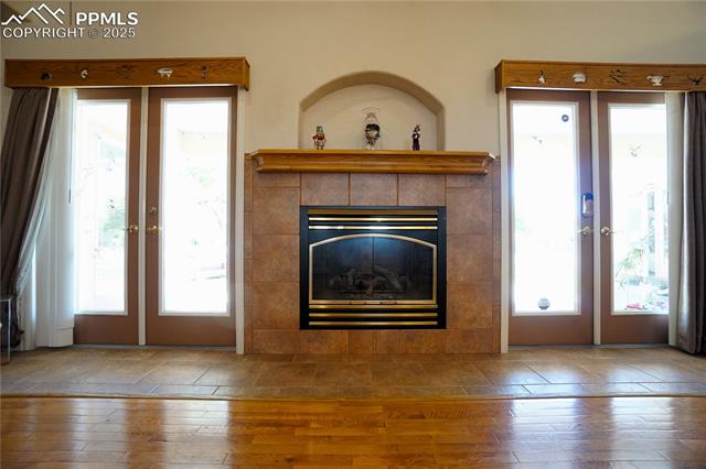 461 E Fredonia Drive