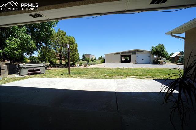 461 E Fredonia Drive