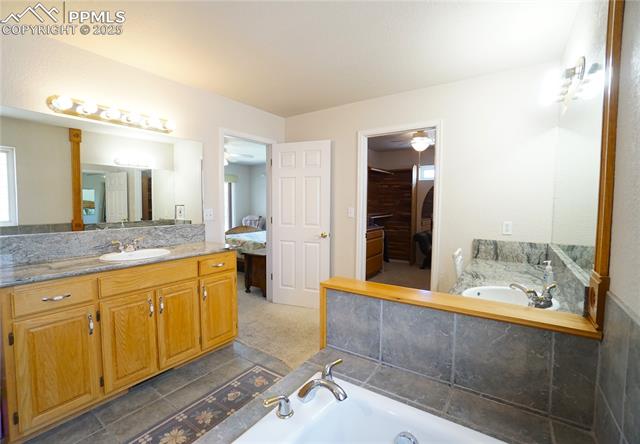 461 E Fredonia Drive