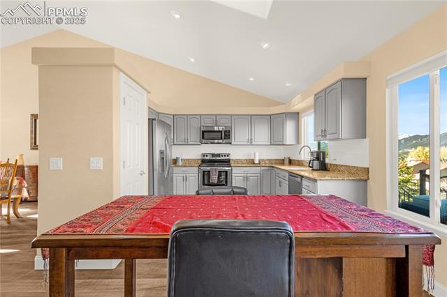 15704 Agate Creek Drive