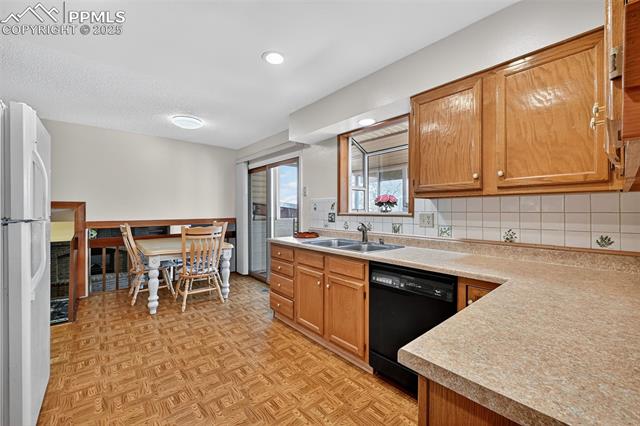 7550 Painted Rock Drive