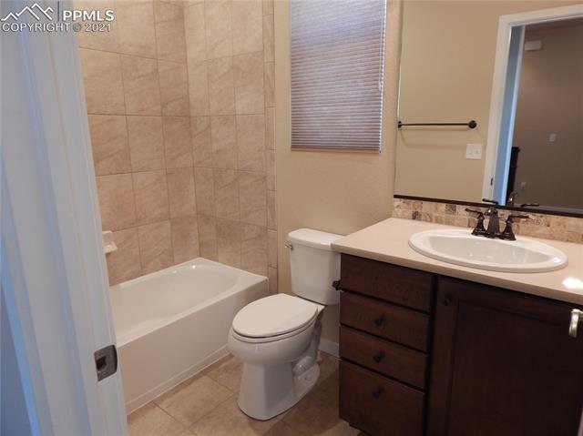 6320 Resplendent Court