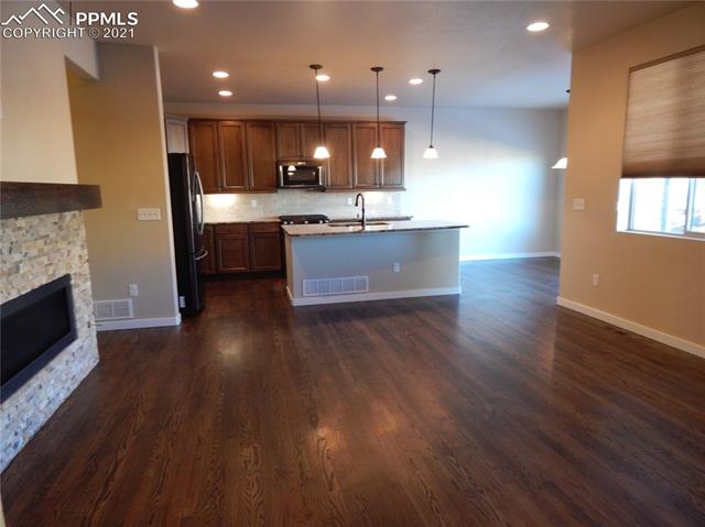 6320 Resplendent Court