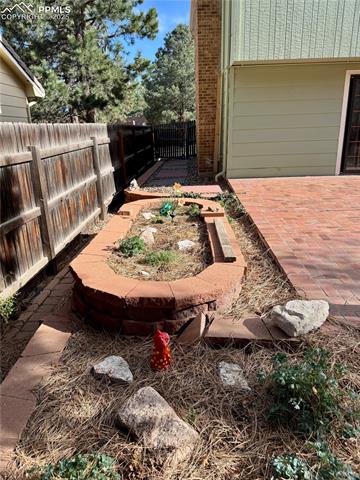 280 Raven Hills Road