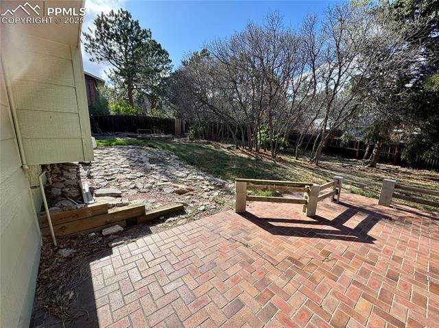 280 Raven Hills Road