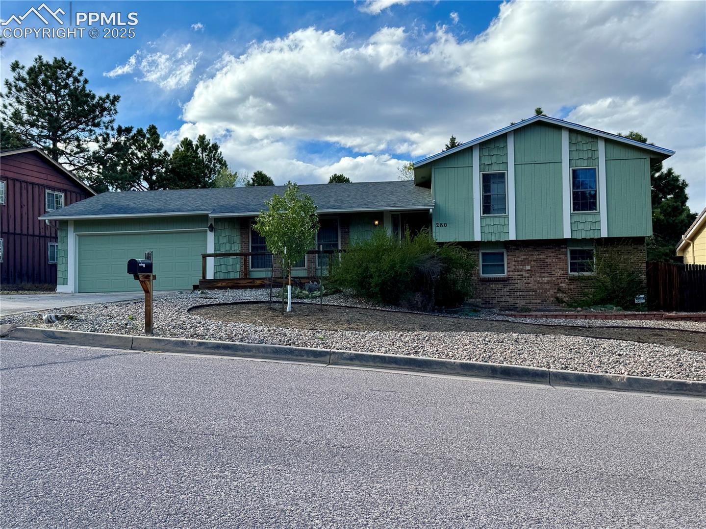 280 Raven Hills Road