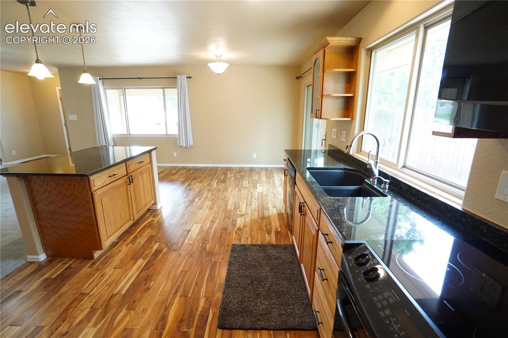 1635 Holmes Drive