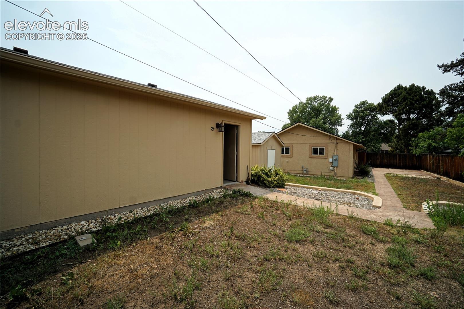 1635 Holmes Drive