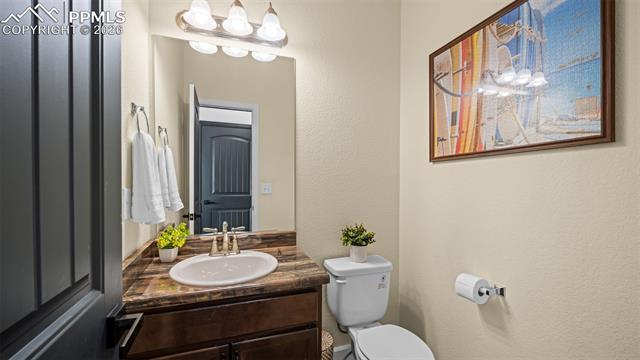 1072 S Avenida Del Oro