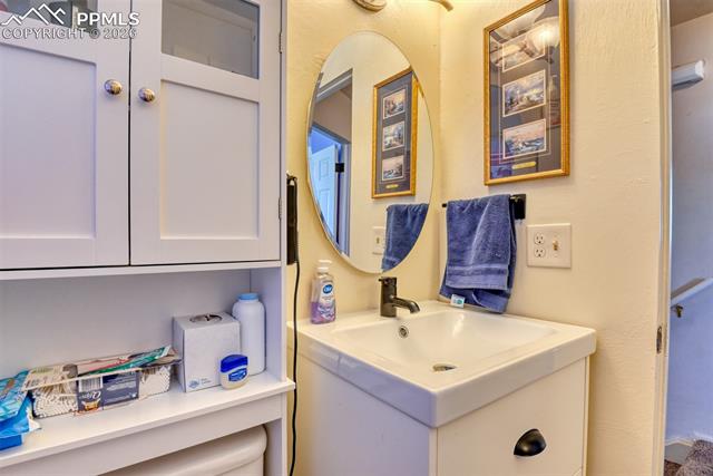 4032 Colony Hills Circle