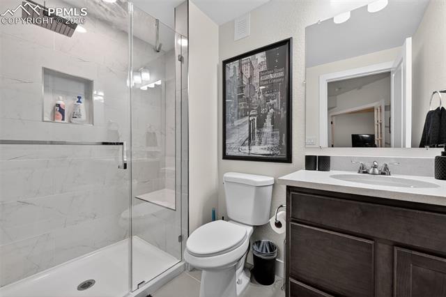 6810 S Valleyhead Court