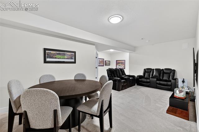 6810 S Valleyhead Court