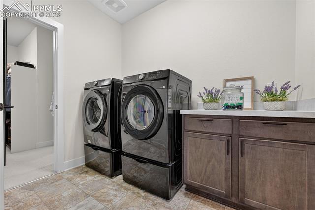 6810 S Valleyhead Court