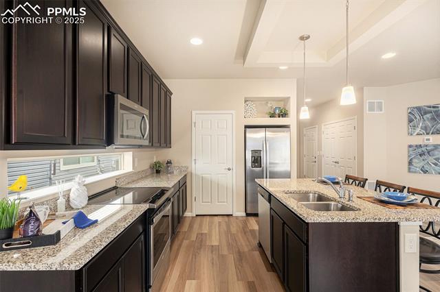 6244 Syre Point
