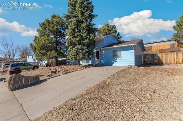 1226 Chiricahua Drive