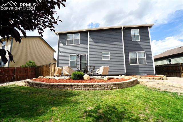 6907 Shimmering Leaf Road