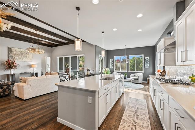 2052 Stanbridge Court