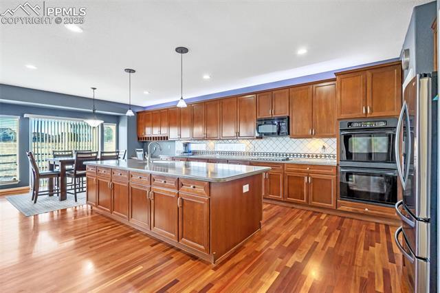 10872 White Sands Court