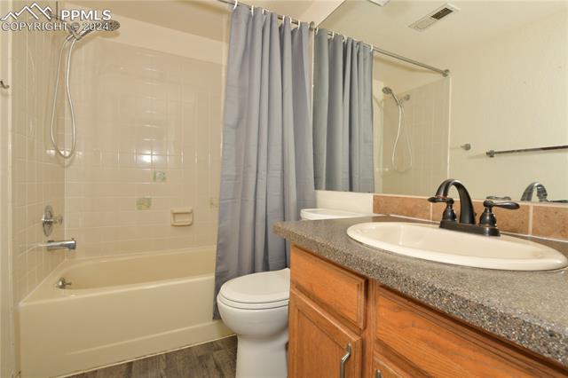 3310 Bunker Hill Drive