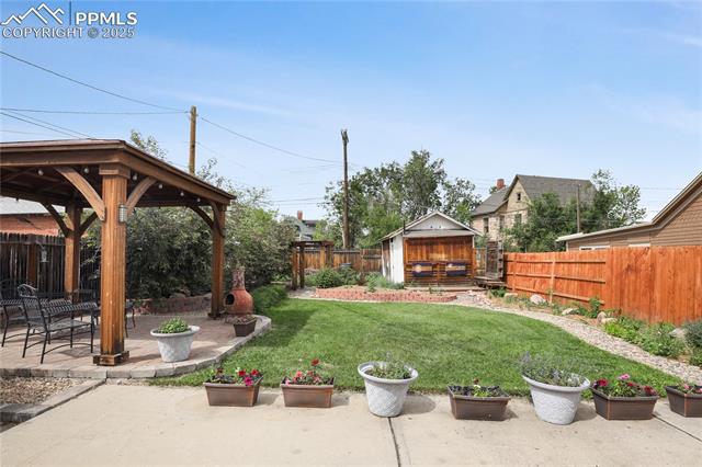 712 W Cucharras Street