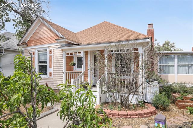 712 W Cucharras Street