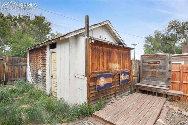 712 W Cucharras Street