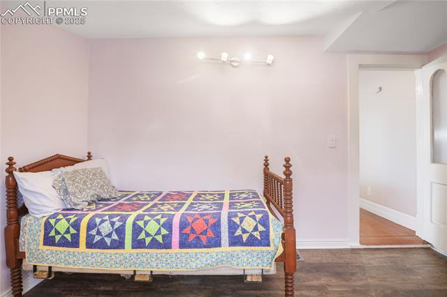 712 W Cucharras Street