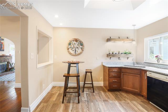 712 W Cucharras Street