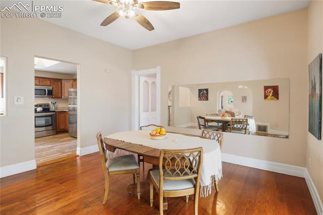 712 W Cucharras Street